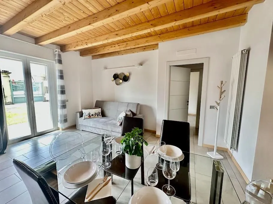Near Train Station Luxury House 5 Beds Apartment Bergamo