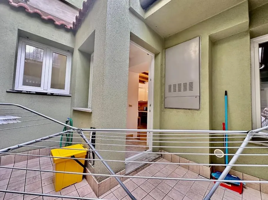 Near Train Station Luxury House 5 Beds Apartment Bergamo Italy