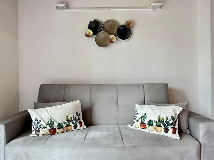 Near Train Station Luxury House 5 Beds Apartment Bergamo