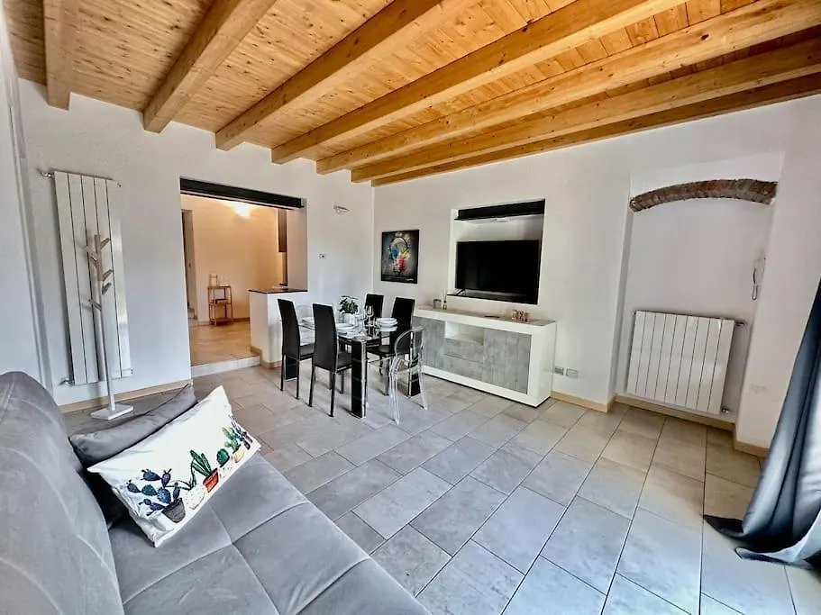 Appartamento Near Train Station Luxury House 5 Beds Bergamo Italia