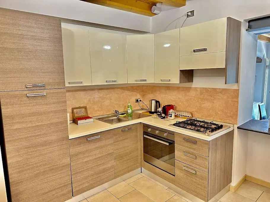 Near Train Station Luxury House 5 Beds Apartment Bergamo