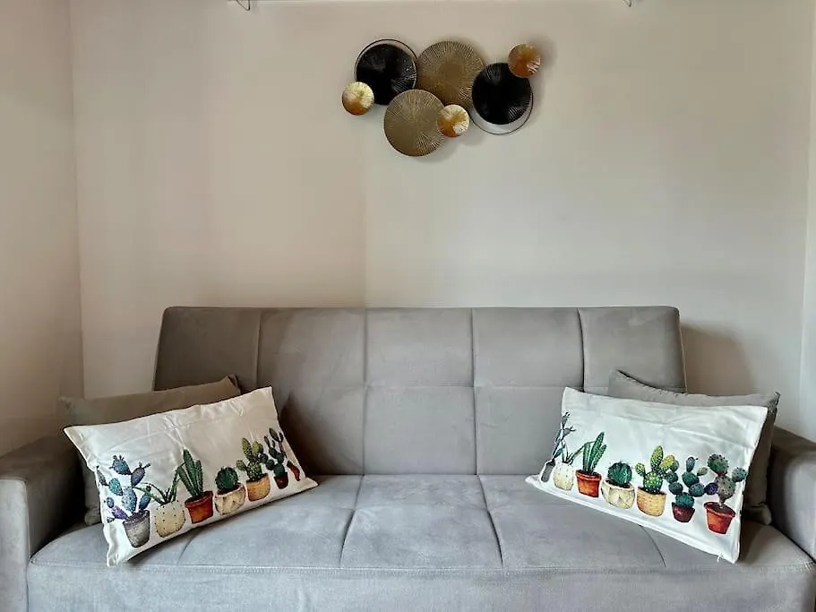 Near Train Station Luxury House 5 Beds Apartment Bergamo