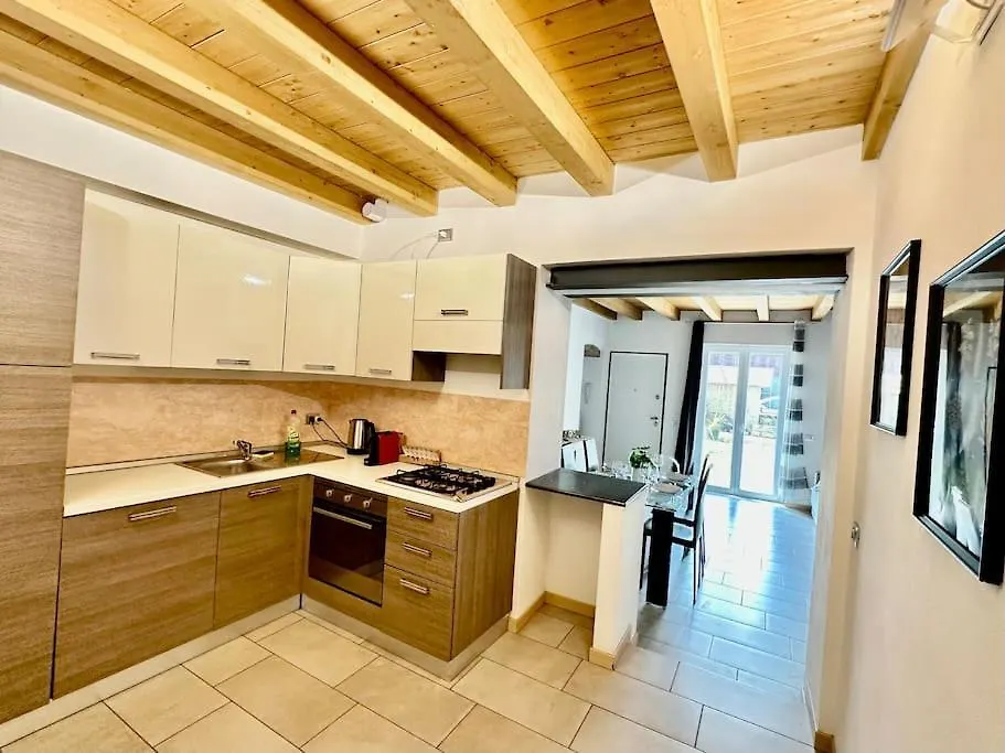 Near Train Station Luxury House 5 Beds Apartment Bergamo